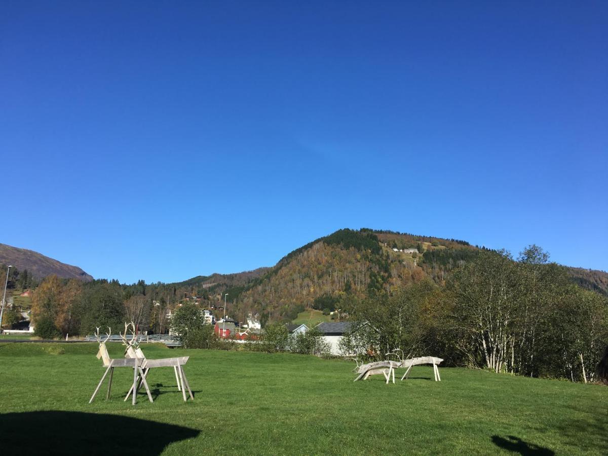 Voss- Oppheim Suite Private Cozy Cabin Vossestrand Esterno foto