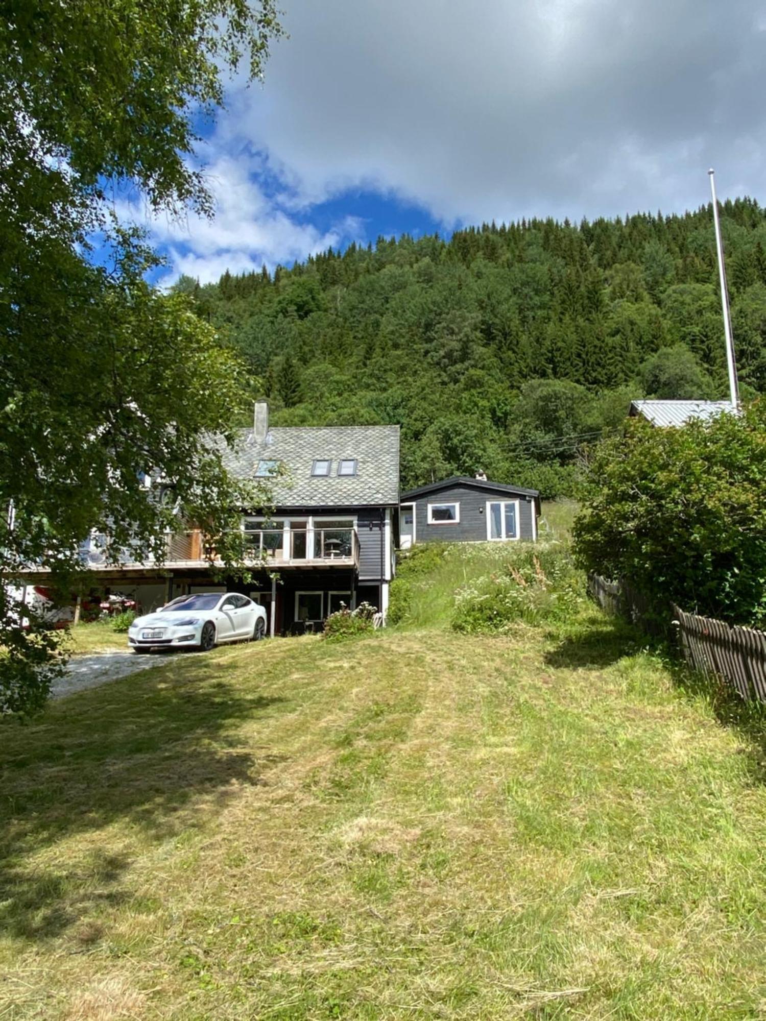 Voss- Oppheim Suite Private Cozy Cabin Vossestrand Esterno foto
